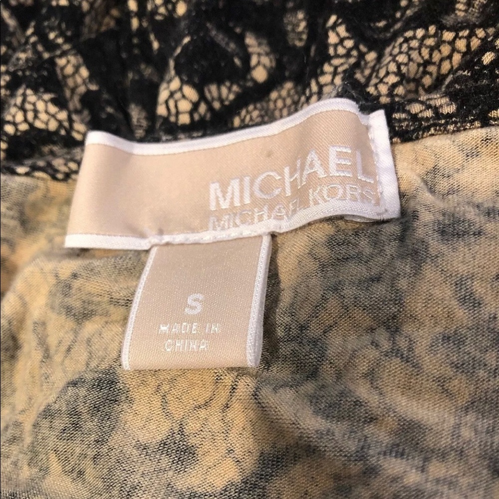 Michael Kors Twist Knot Floral Stretch Top - Picture 5 of 5